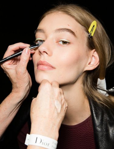 Maquilhagem - ação