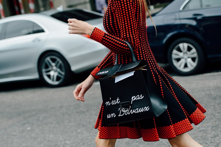 How to Choose the Right Handbag